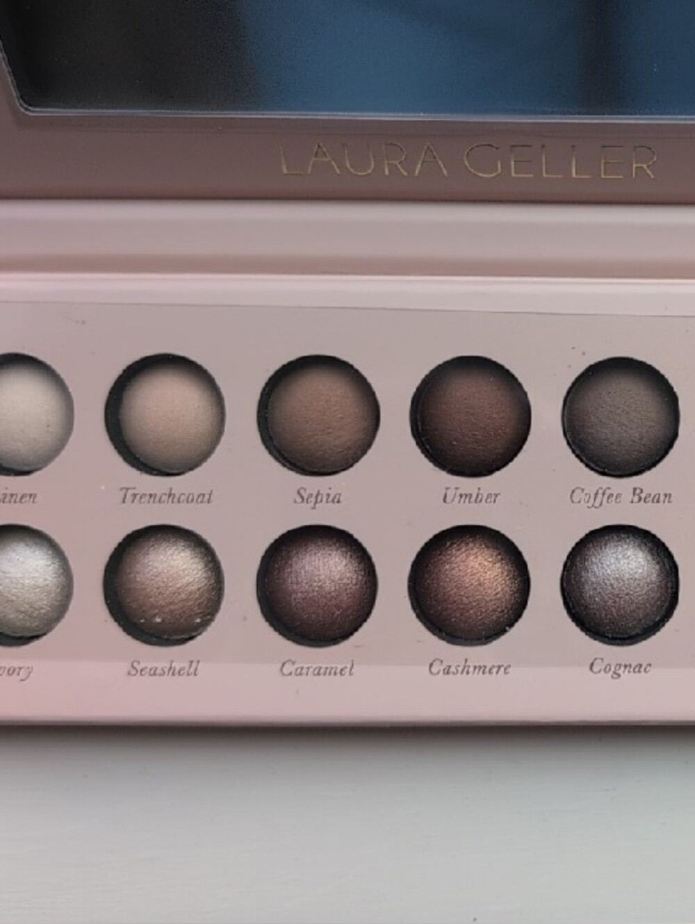 Laura Geller Rose Gold and Gold Foil Eyeshadow Palette - Picture 3 of 4